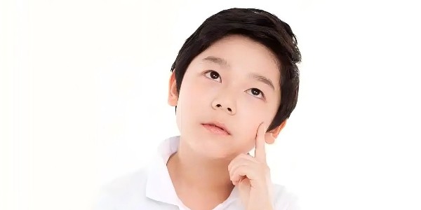 兒童液體藥放冰箱“保鮮”？大錯特錯！這些用藥誤區(qū)你家可能也踩坑了！