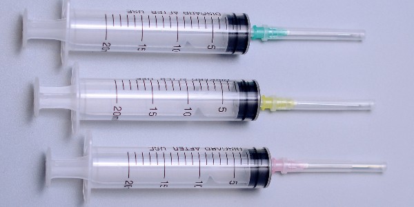 你知道配藥注射器與普通注射器的區(qū)別嗎？
